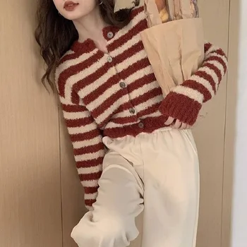 2023 Ženski Kratki kardigan, prugasti džemper je obložen s visokim strukom, jednostavan i moderan